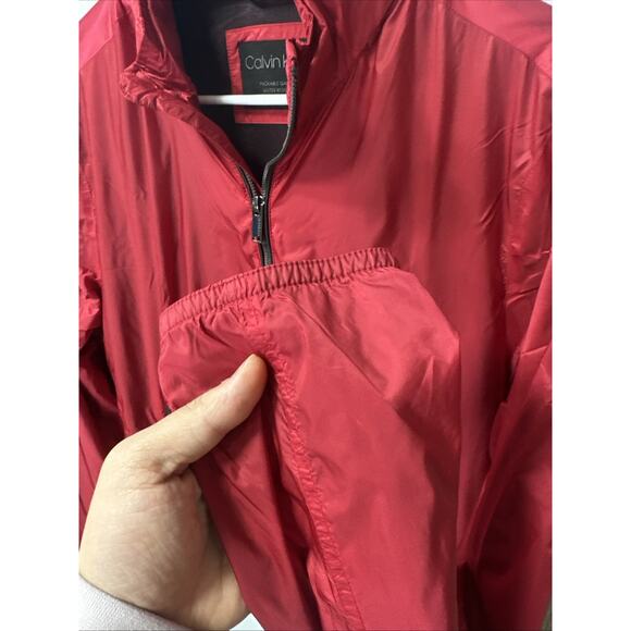 Calvin Klein Mens Water Resistant Packable Jacket, Size Medium Red - Picture 7 of 8
